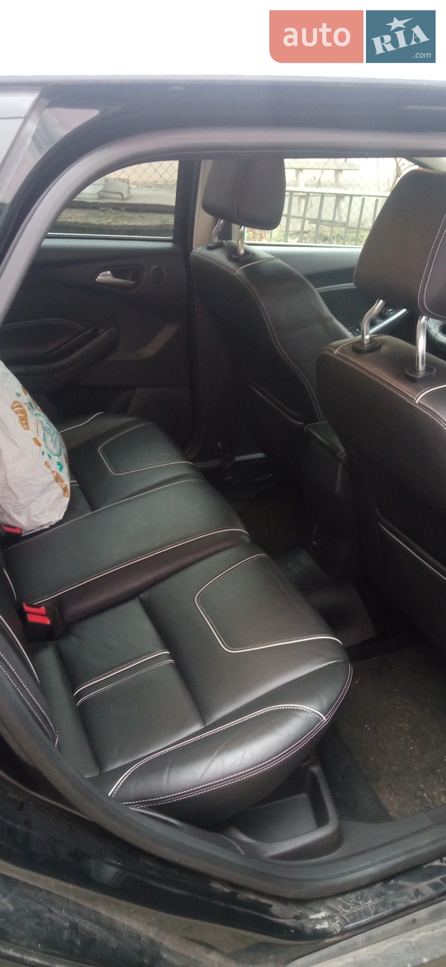 2011 Ford Focus - мініатюра 2