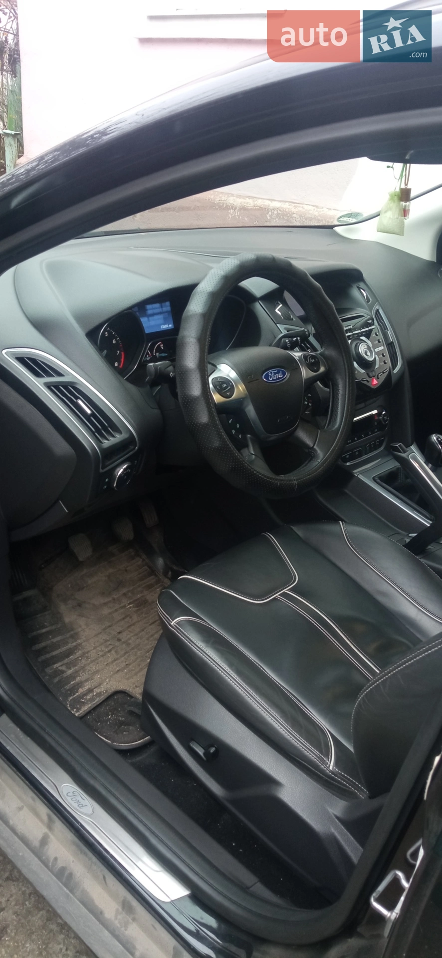 2011 Ford Focus - мініатюра 29
