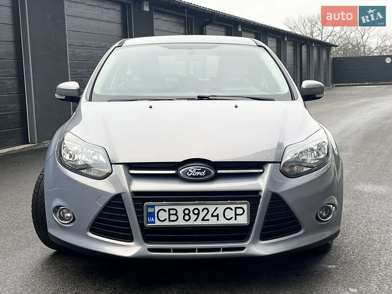 Хэтчбек Ford Focus 2014 в Чернигове