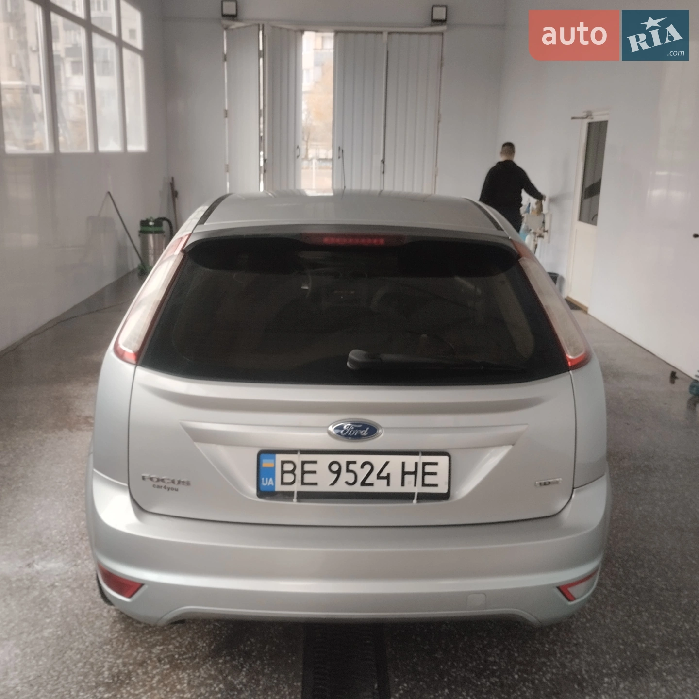 2010 Ford Focus - мініатюра 8