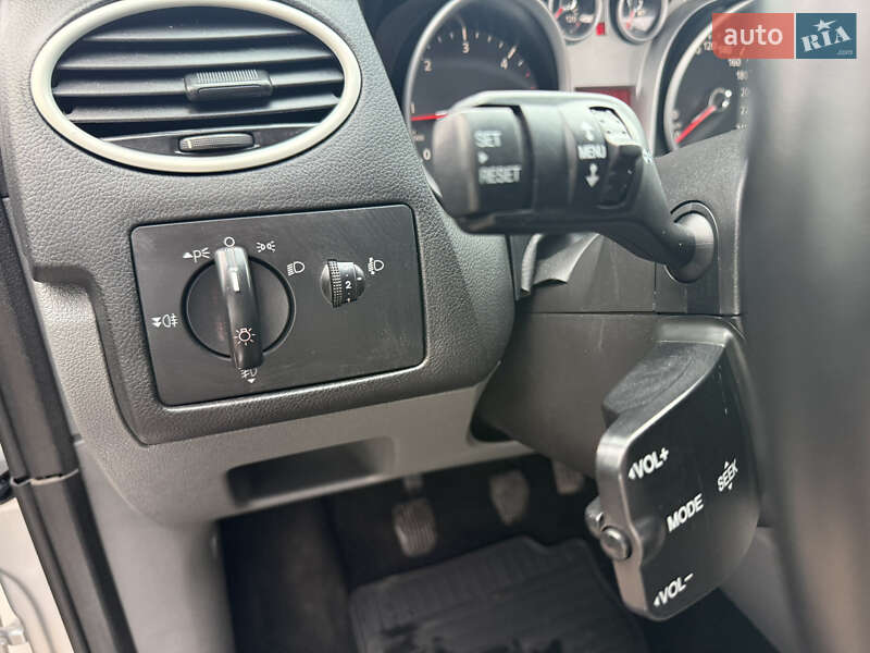 Универсал Ford Focus 2010 в Житомире фото 18 Универсал Ford Focus 2010 в Житомире