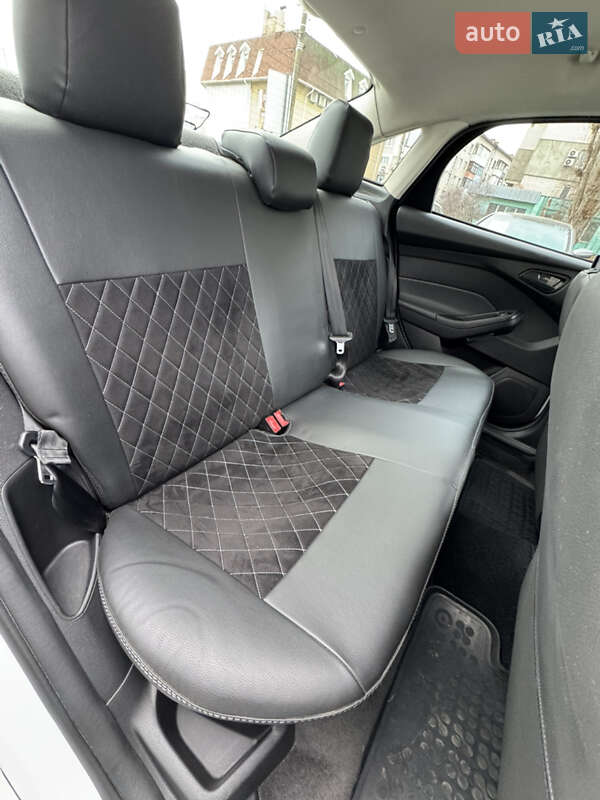 Седан Ford Focus 2012 в Бердичеві