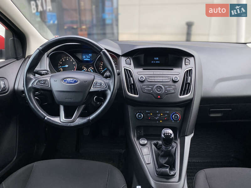 Хетчбек Ford Focus 2015 в Києві