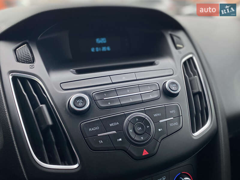 Хетчбек Ford Focus 2015 в Києві