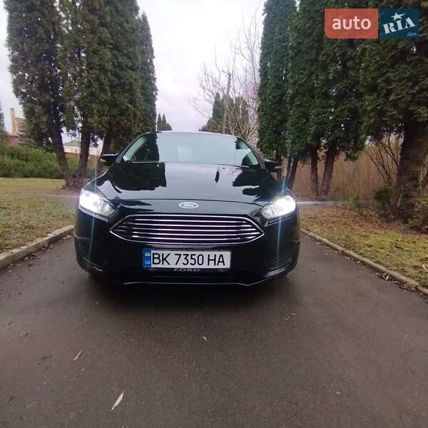 Седан Ford Focus 2014 в Ровно