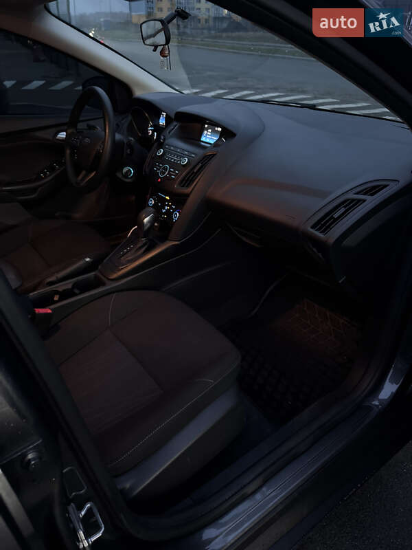 Седан Ford Focus 2017 в Киеве фото 17 Седан Ford Focus 2017 в Киеве