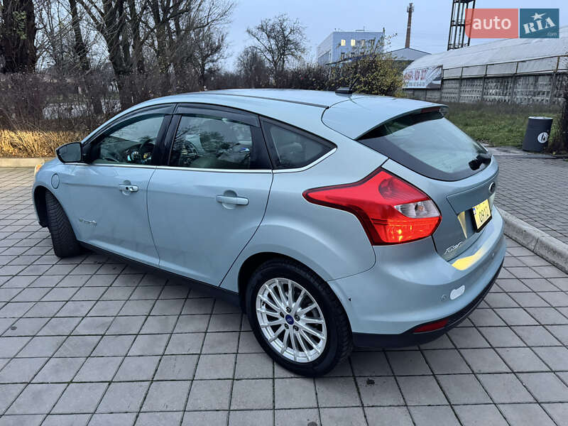 Хэтчбек Ford Focus 2013 в Черкассах фото 4 Хэтчбек Ford Focus 2013 в Черкассах