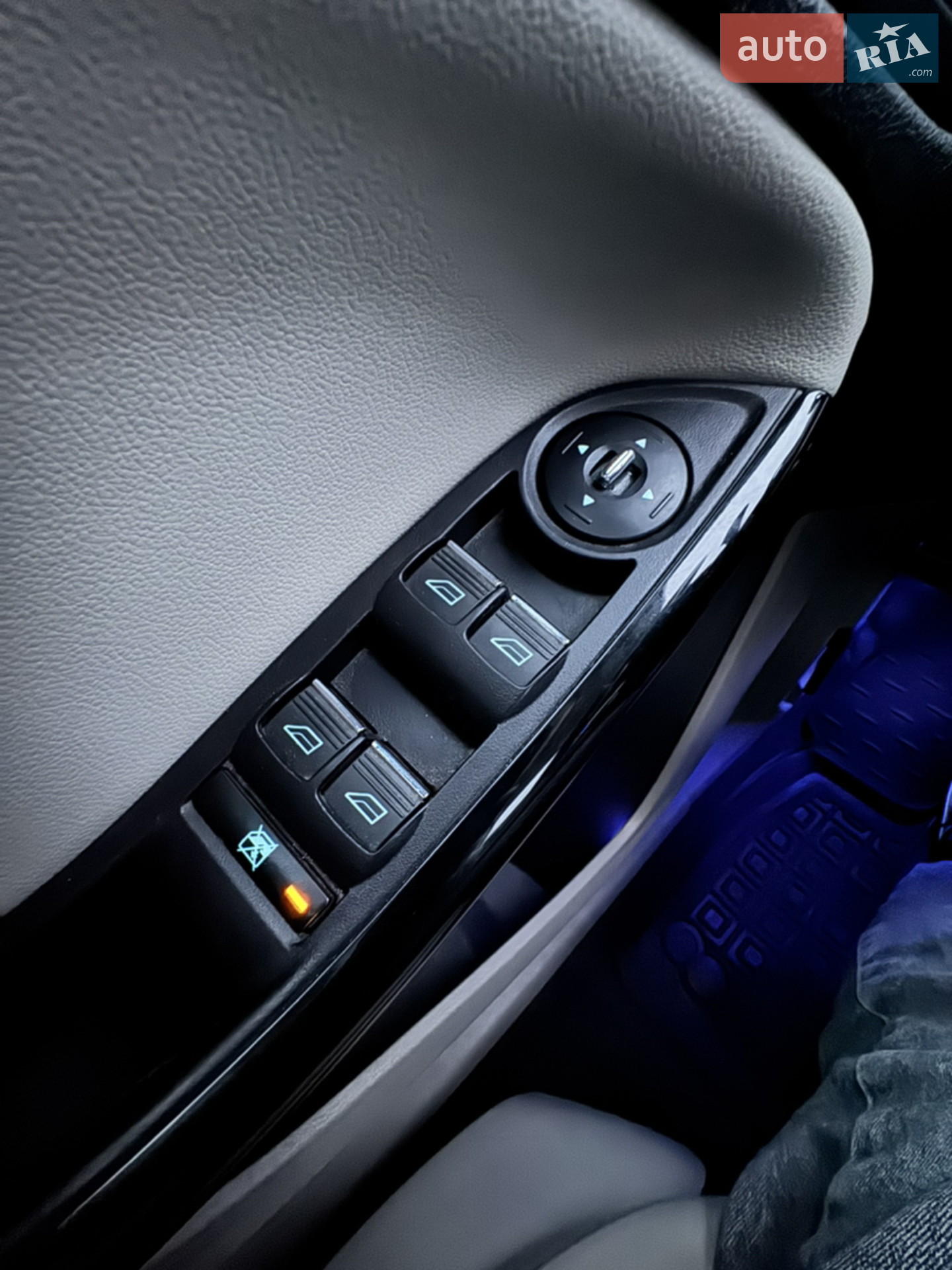 2013 Ford Focus - мініатюра 25