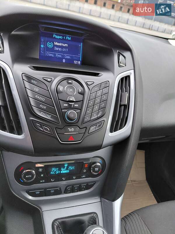 Универсал Ford Focus 2012 в Збараже