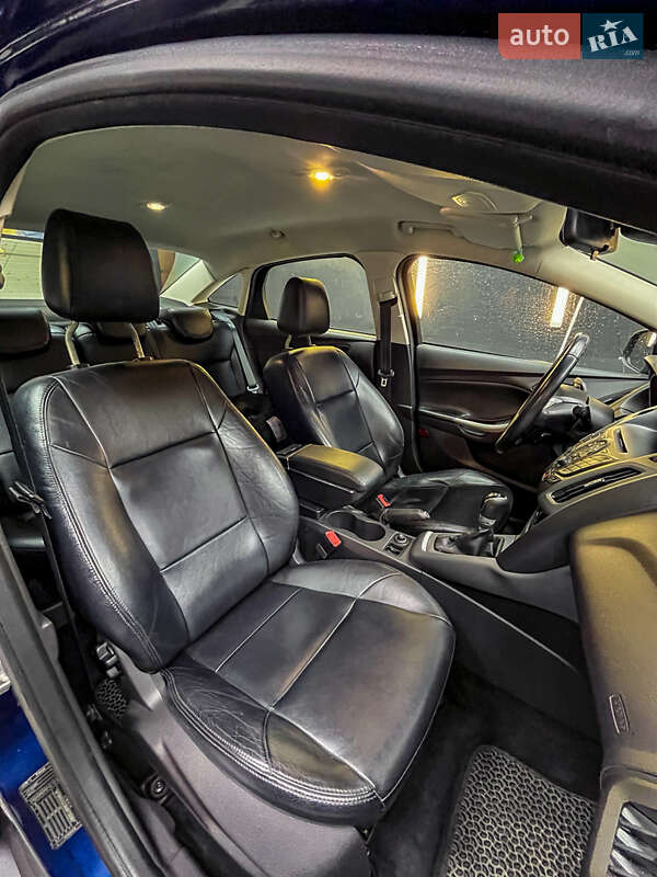 Седан Ford Focus 2011 в Первомайске