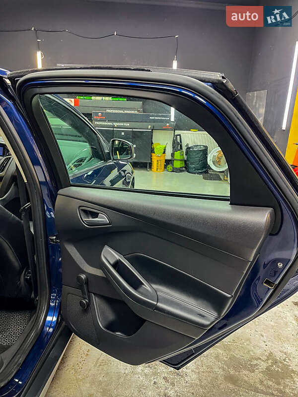 Седан Ford Focus 2011 в Первомайске