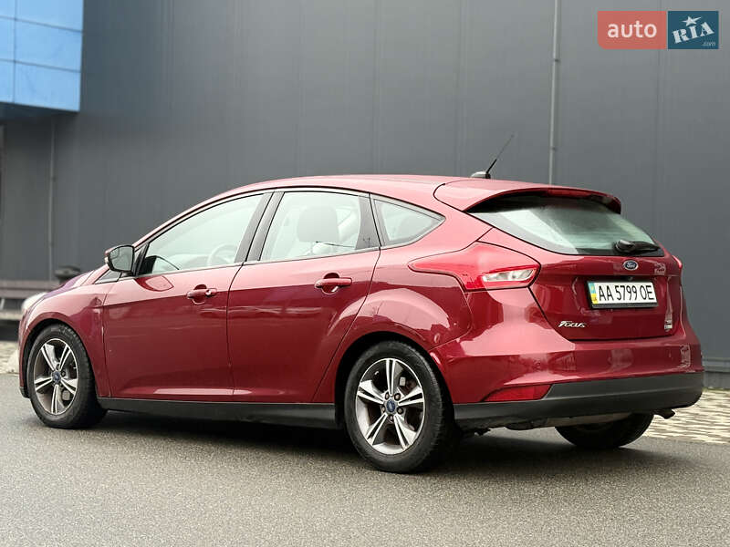 Хэтчбек Ford Focus 2016 в Киеве