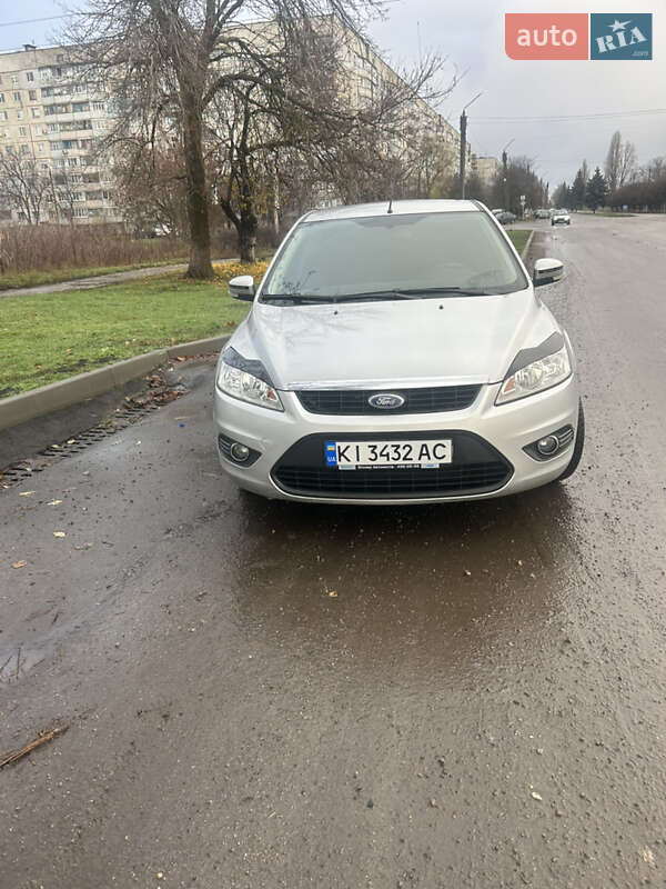 Хэтчбек Ford Focus 2011 в Первомайске