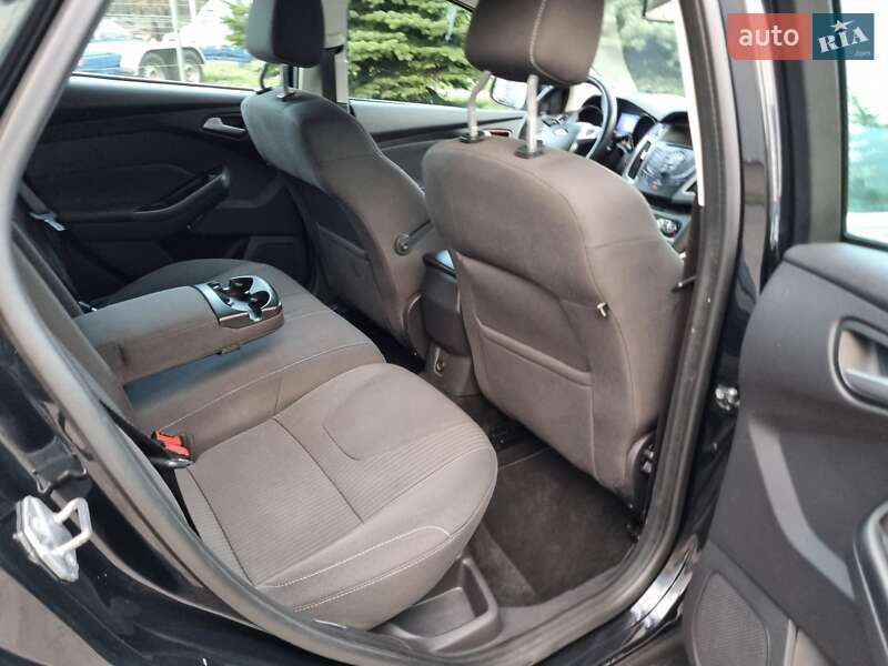 Универсал Ford Focus 2012 в Львове фото 40 Универсал Ford Focus 2012 в Львове