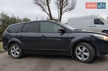 Универсал Ford Focus 2008 в Новояворовске