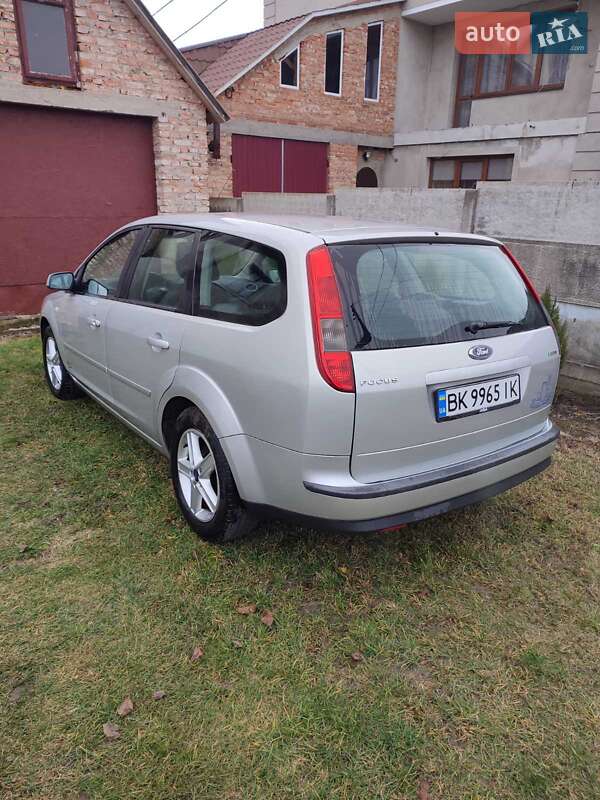 Универсал Ford Focus 2006 в Дубно фото 3 Универсал Ford Focus 2006 в Дубно