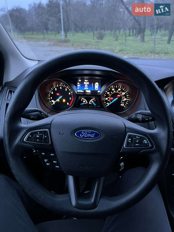 Седан Ford Focus 2014 в Кременчуге