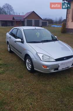 Хетчбек Ford Focus 2000 в Ратному