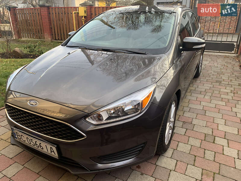 Седан Ford Focus 2015 в Львові