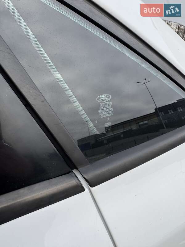 Седан Ford Focus 2015 в Полтаве фото 47 Седан Ford Focus 2015 в Полтаве