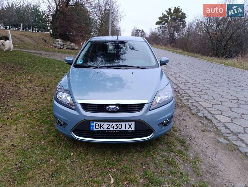 Хэтчбек Ford Focus 2008 в Ровно фото Хэтчбек Ford Focus 2008 в Ровно