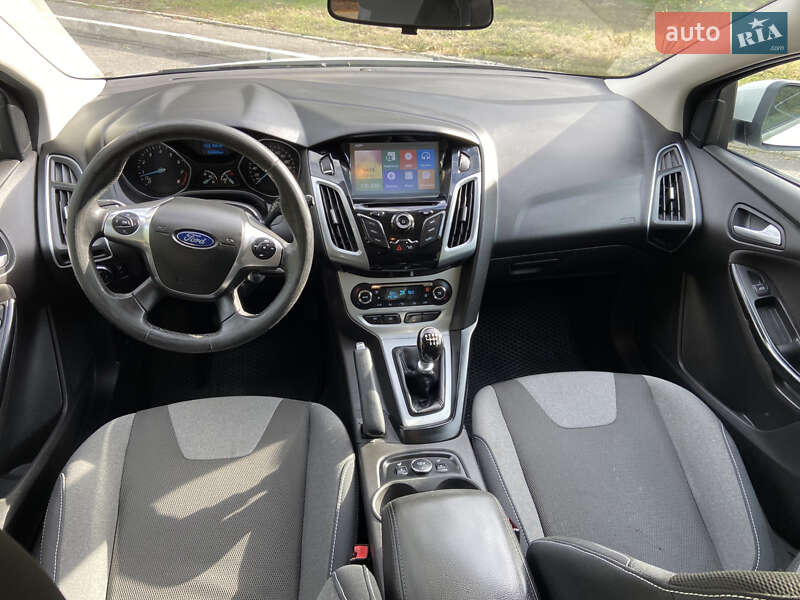 Хэтчбек Ford Focus 2013 в Кременчуге фото 11 Хэтчбек Ford Focus 2013 в Кременчуге
