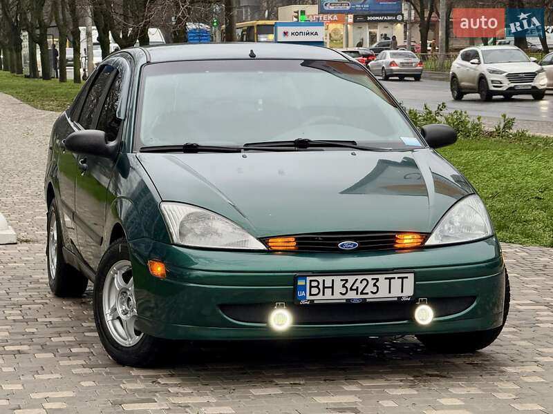 Седан Ford Focus 2001 в Одессе