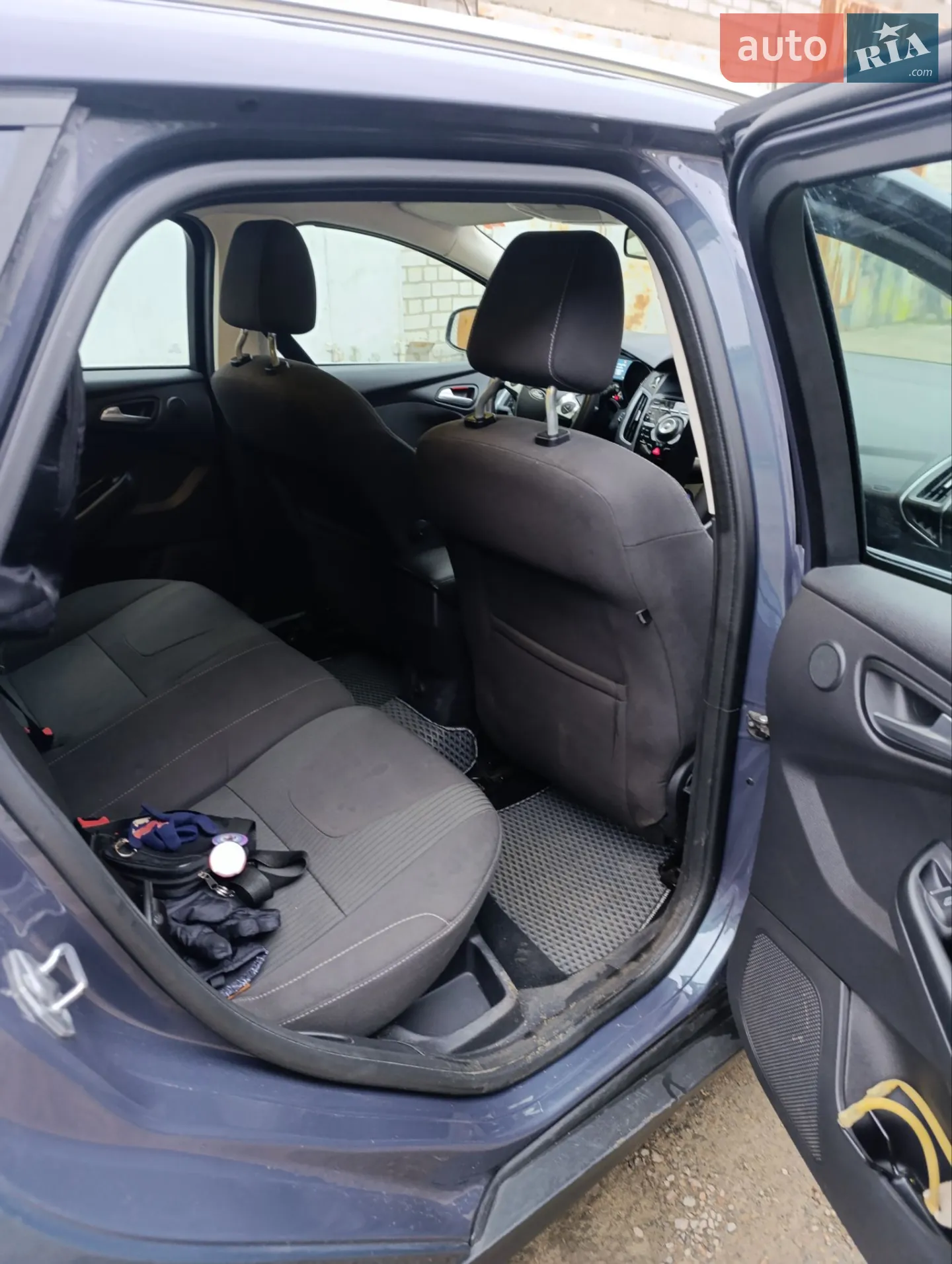 2011 Ford Focus - мініатюра 11
