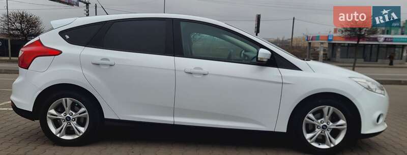 Хэтчбек Ford Focus 2013 в Киеве