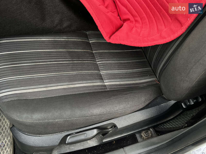 Хэтчбек Ford Focus 2008 в Тернополе фото 40 Хэтчбек Ford Focus 2008 в Тернополе