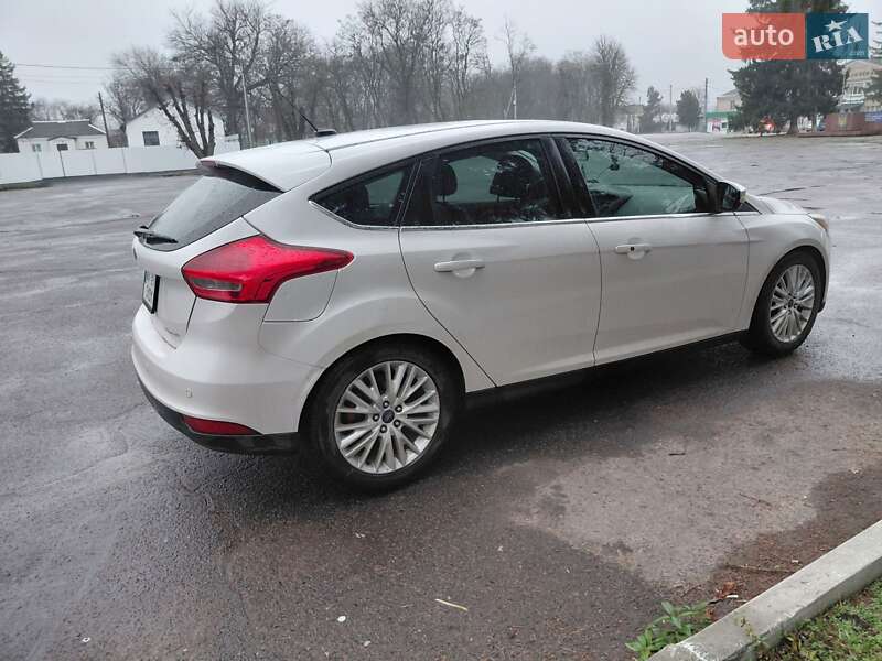 Хэтчбек Ford Focus 2015 в Новоархангельске фото 8 Хэтчбек Ford Focus 2015 в Новоархангельске