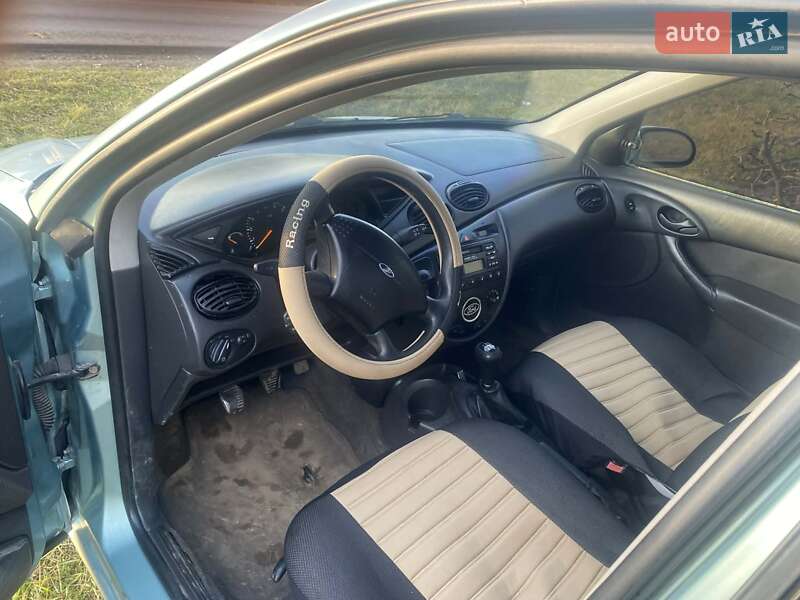 Седан Ford Focus 2001 в Коломые