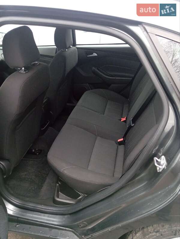 Седан Ford Focus 2017 в Луцке фото 25 Седан Ford Focus 2017 в Луцке