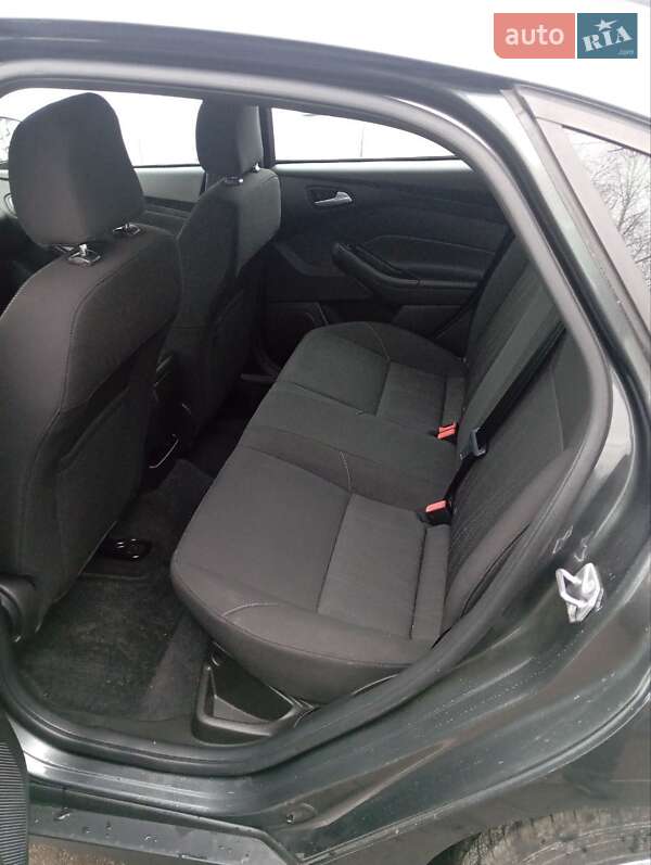 Седан Ford Focus 2017 в Луцке фото 28 Седан Ford Focus 2017 в Луцке