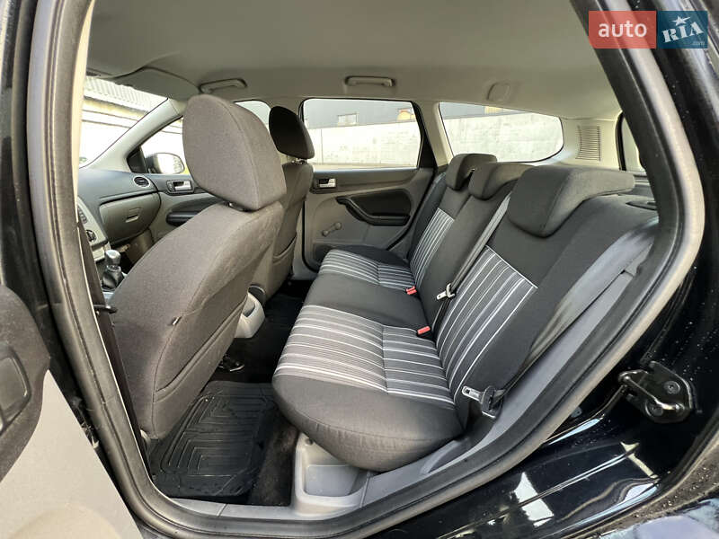 Универсал Ford Focus 2010 в Киеве фото 16 Универсал Ford Focus 2010 в Киеве