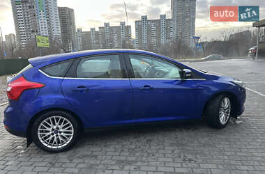 Хэтчбек Ford Focus 2014 в Киеве