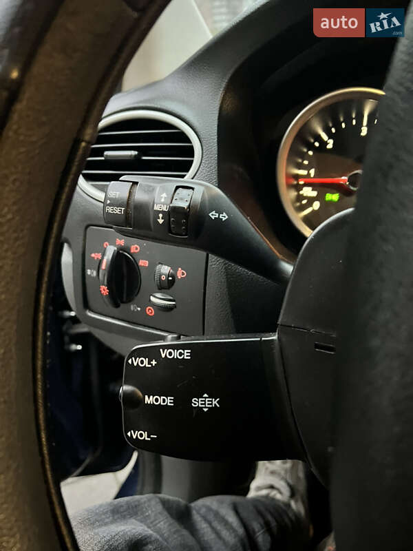 Универсал Ford Focus 2010 в Николаеве фото 12 Универсал Ford Focus 2010 в Николаеве