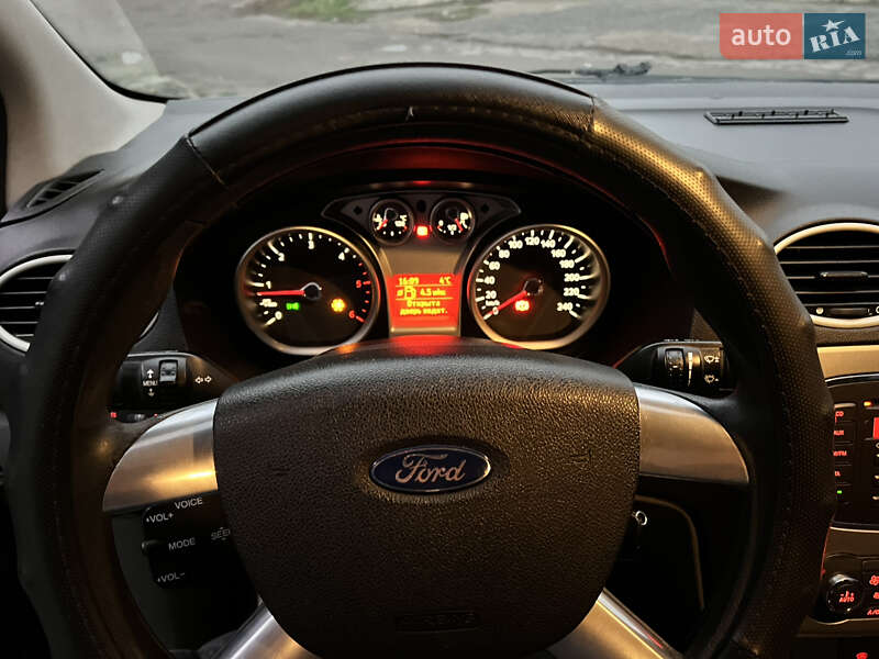 Универсал Ford Focus 2010 в Николаеве фото 14 Универсал Ford Focus 2010 в Николаеве