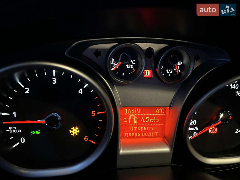 Универсал Ford Focus 2010 в Николаеве фото 15 Универсал Ford Focus 2010 в Николаеве