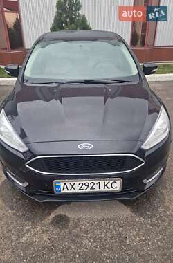 Хэтчбек Ford Focus 2015 в Харькове