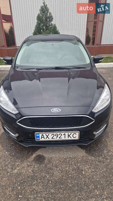 Хэтчбек Ford Focus 2015 в Харькове фото Хэтчбек Ford Focus 2015 в Харькове