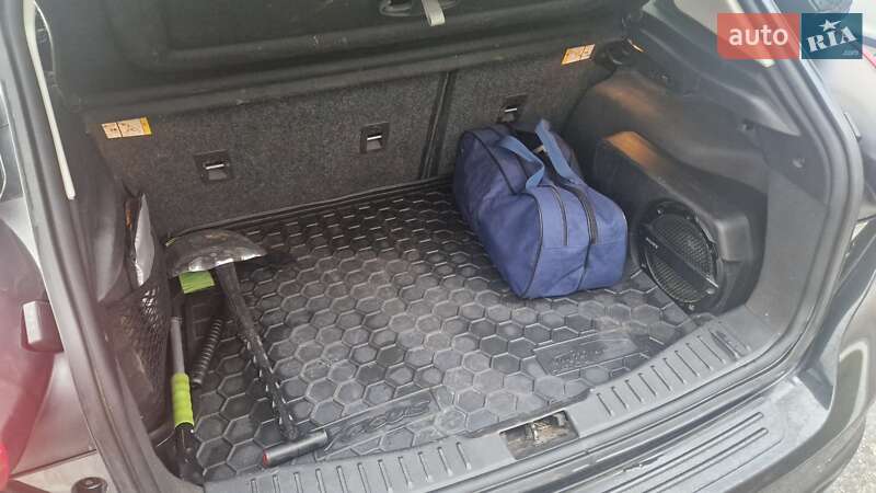 Хэтчбек Ford Focus 2015 в Харькове фото 9 Хэтчбек Ford Focus 2015 в Харькове