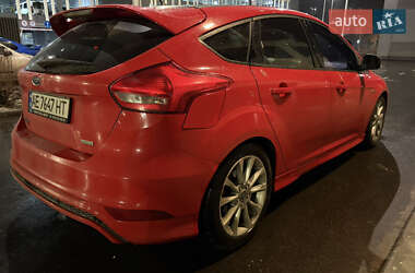 Хэтчбек Ford Focus 2016 в Киеве