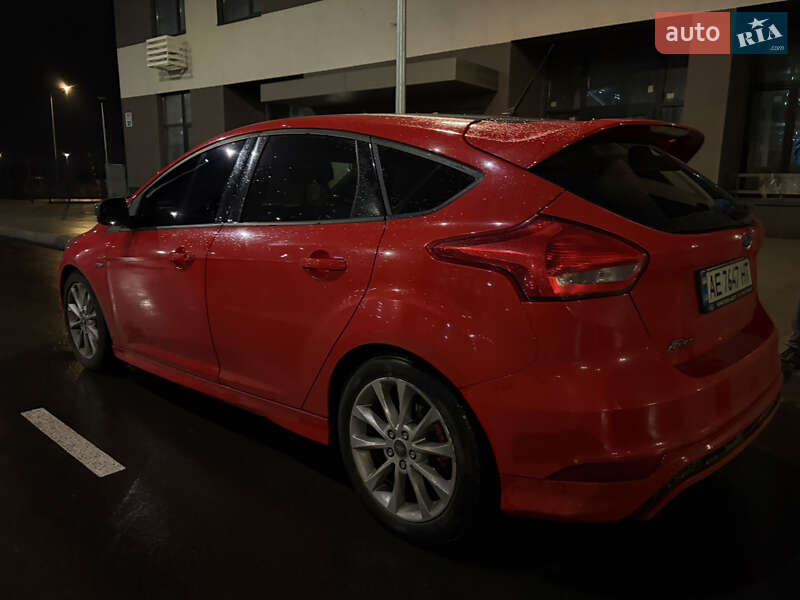 Хетчбек Ford Focus 2016 в Києві