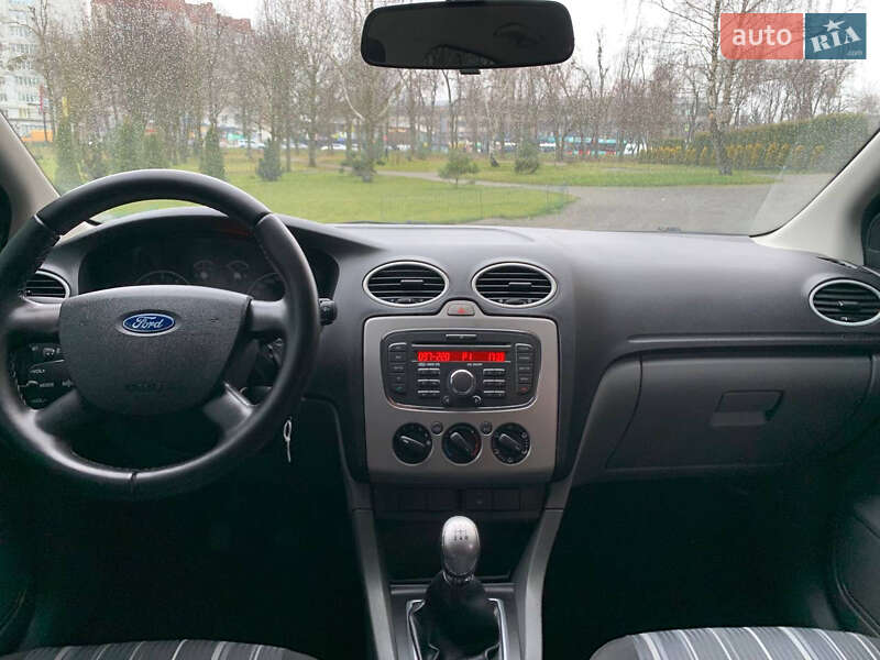 Хэтчбек Ford Focus 2010 в Хмельницком фото 26 Хэтчбек Ford Focus 2010 в Хмельницком