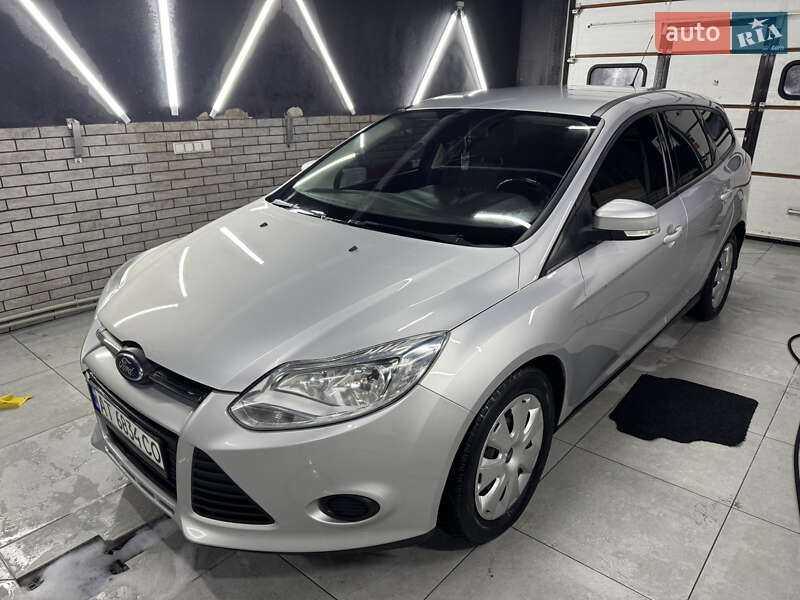 Универсал Ford Focus 2013 в Черновцах