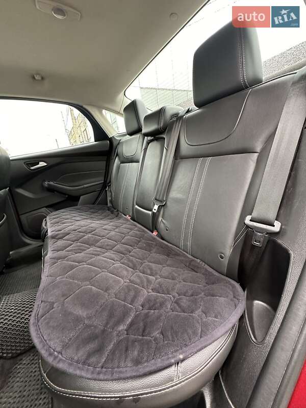 Седан Ford Focus 2014 в Сумах