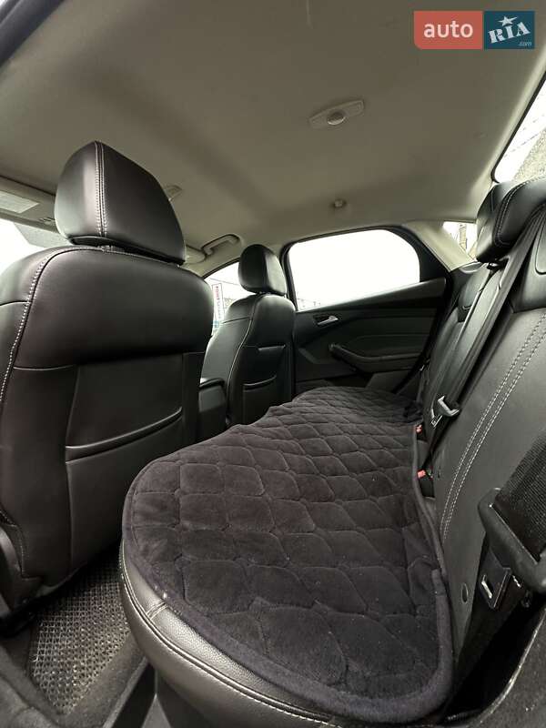 Седан Ford Focus 2014 в Сумах