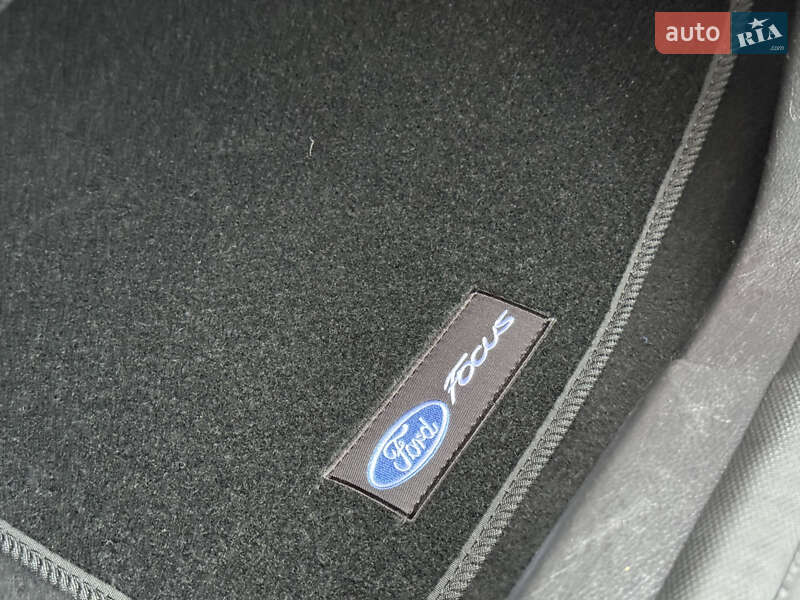 Универсал Ford Focus 2012 в Стрые фото 89 Универсал Ford Focus 2012 в Стрые