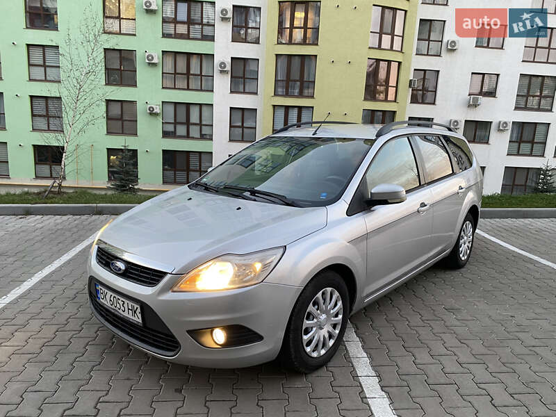 Ford Focus 2010